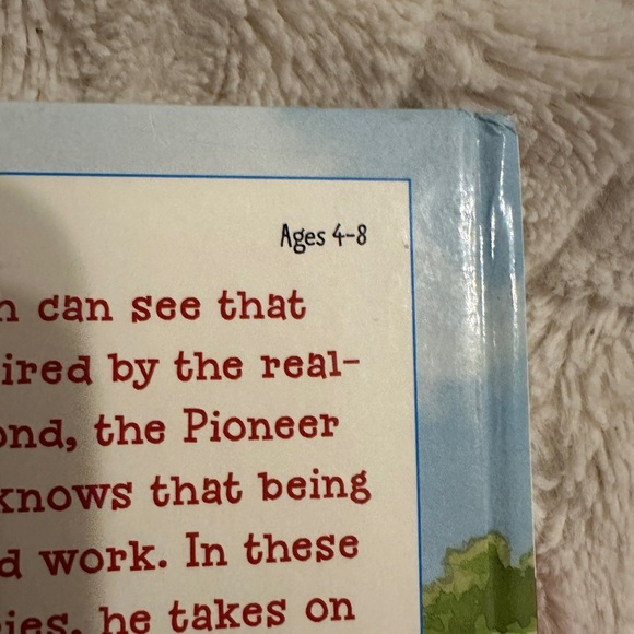 Charlie the Ranch Dog Treasury Book - Picture 7 of 7